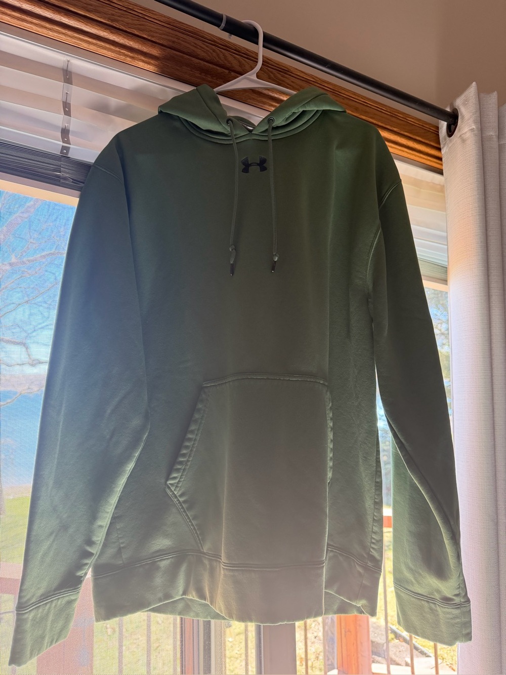 Under Armour Olive Green Hoodie men’s large